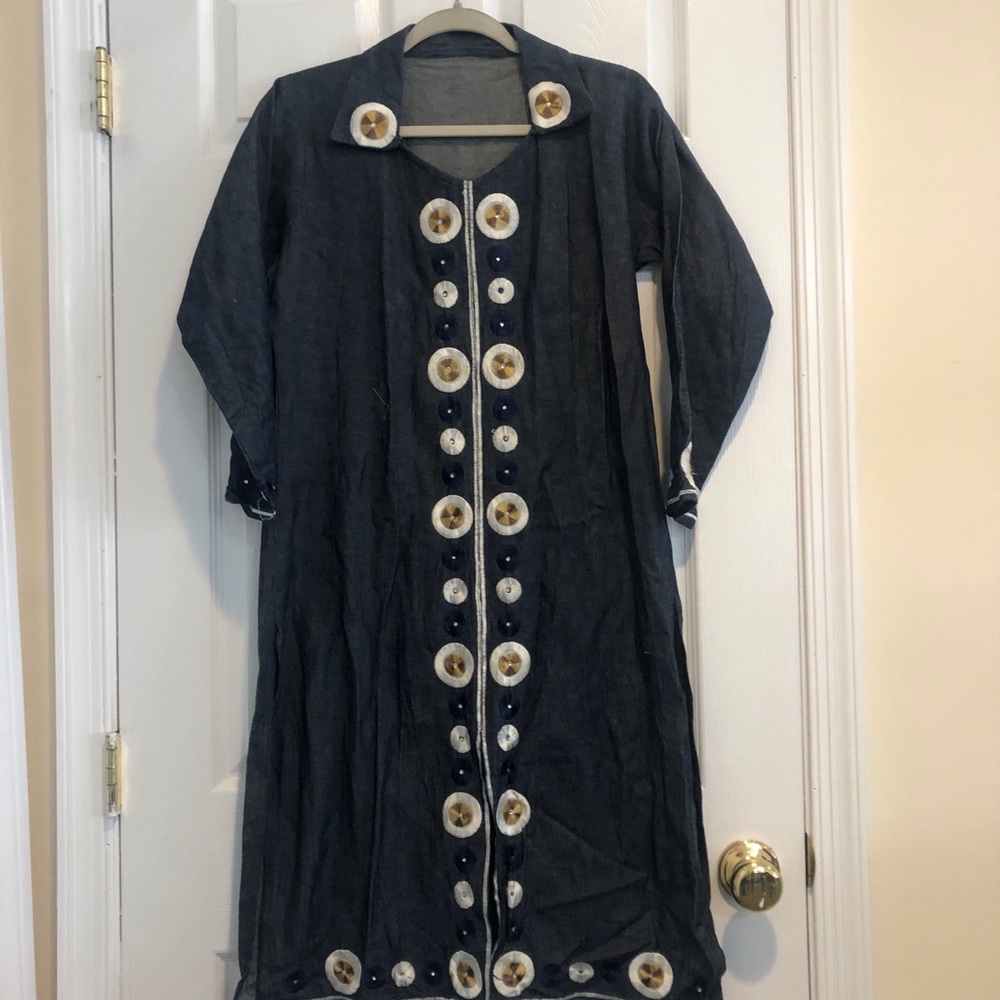 Vintage Embroidered Button-Detail Long Tunic Dress in Dark Denim Sz S
